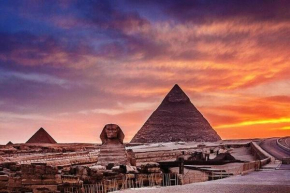 Pyramids Hotel